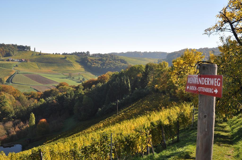Bed and Breakfast Weingut Koegl Ratsch an der Weinstraße Exteriér fotografie